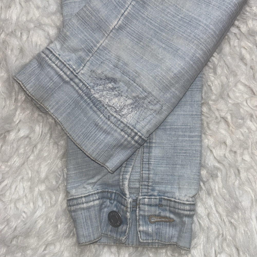Indian Rose🌹 Distressed Jean Jacket - Picture 4 of 16